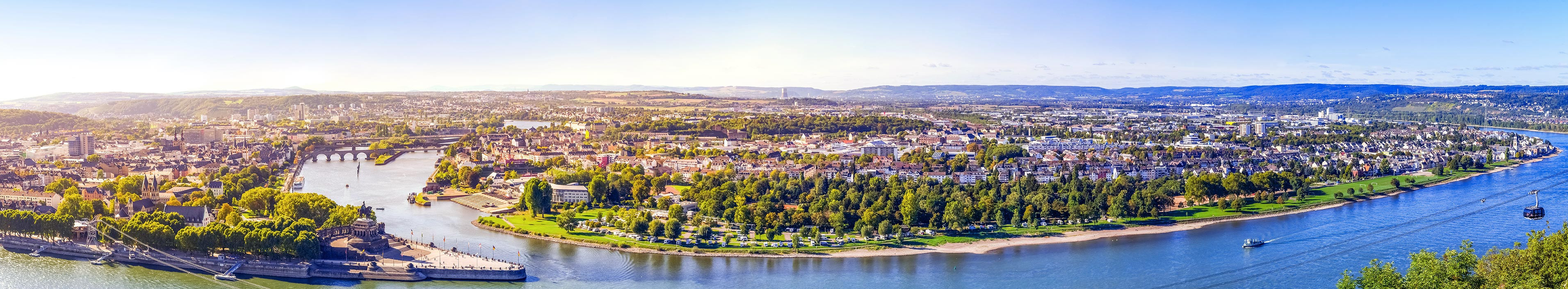 Panoramablick über Koblenz mit Blick auf das "Deutsche Eck"