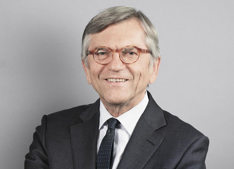  Prof. Dr. Claus Schild